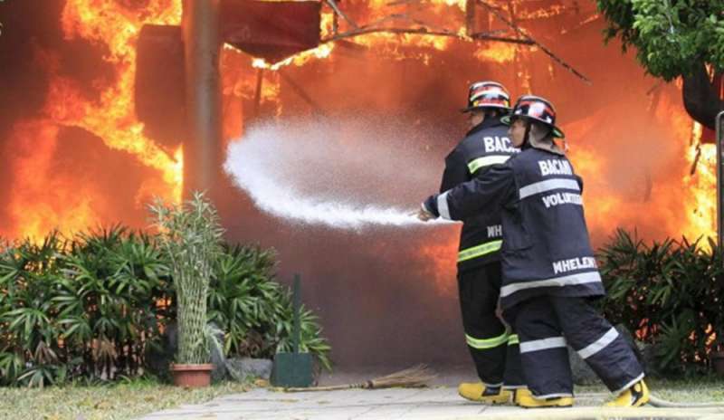 Incendio in una casa a Manila, almeno 9 morti