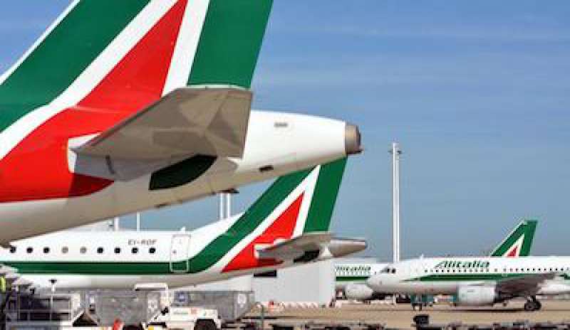 Incontro al Mise su Alitalia: il governo chiede il ritiro del regolamento aziendale