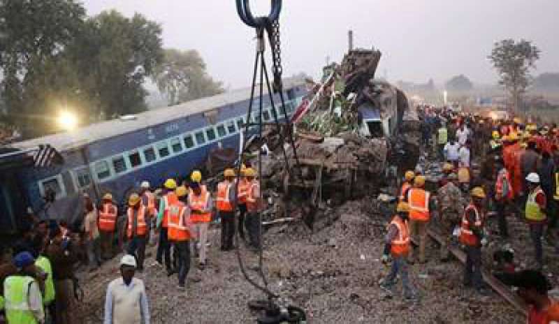 India, deraglia treno in West Bengala: almeno 12 feriti