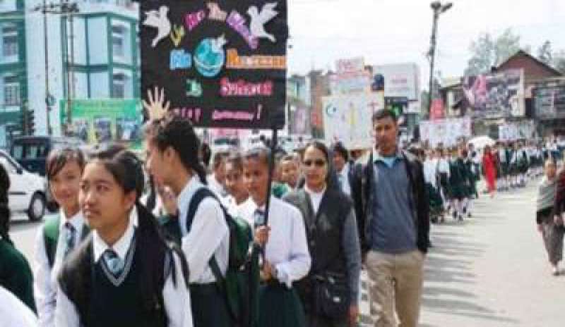 India, i giovani cattolici marciano per la pace