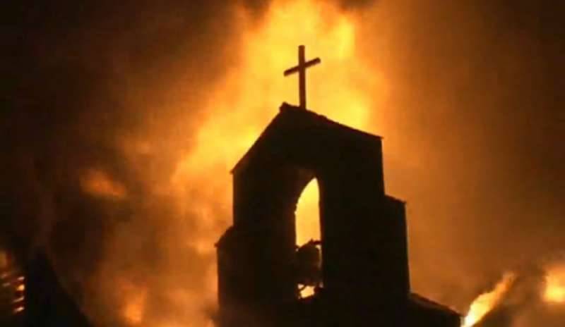 India: la polizia indaga sull’incendio che ha distrutto una chiesa di New Delhi