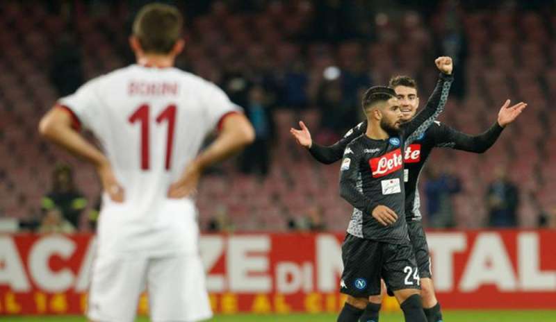 Insigne, gol e assist: il Napoli vola, Milan k.o.