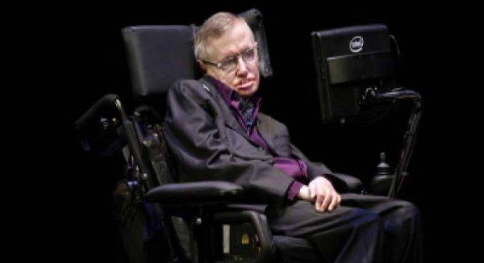Intelligenza artificiale, Stephen Hawking: “Porterà alla fine della razza umana”