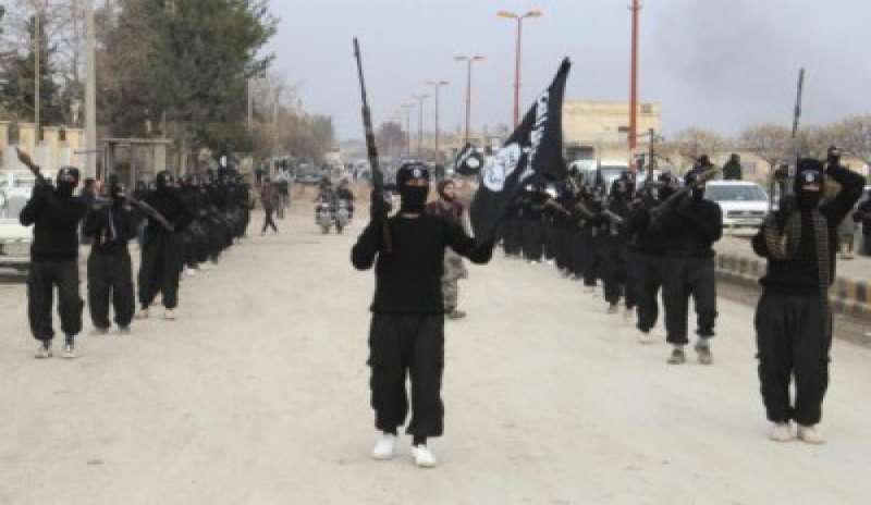 Iraq: guardavano la partita in tv, 13 bimbi uccisi dall’Isis