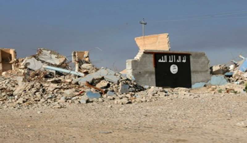 ISIS, RAMADI SOTTO LE BOMBE: MIGLIAIA I CIVILI IN FUGA