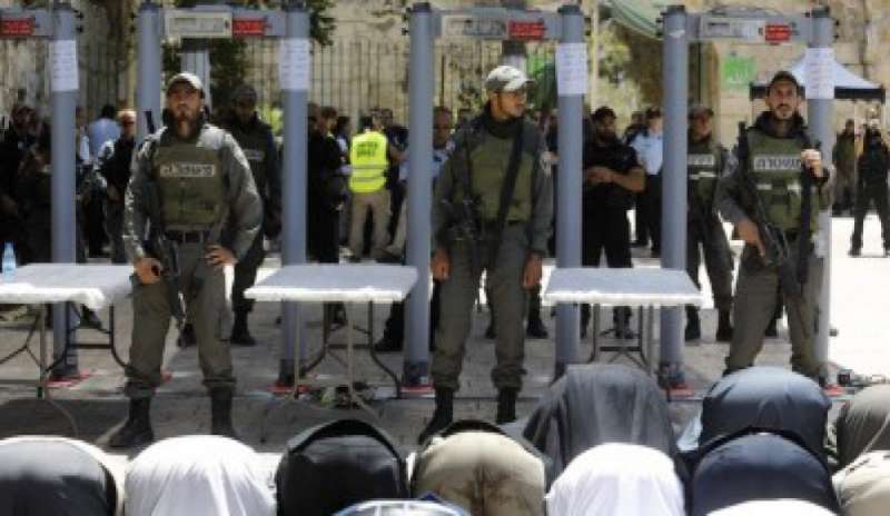 Israele rimuove i metal detector dalla Spianata delle Moschee a Gerusalemme