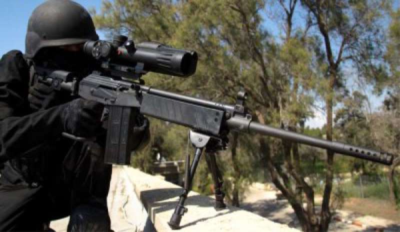 Israele vende Taas, la fabbrica della pistola Uzi