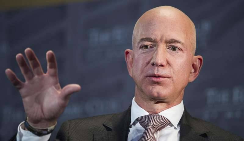 Jeff Bezos accusa: “Io ricattato”