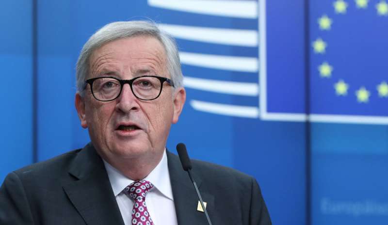 Juncker: “L'Italia non cresce, è un problema”