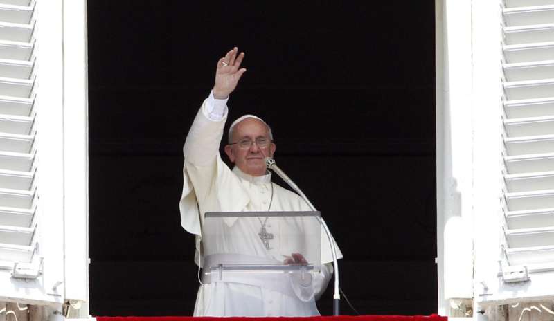 L'appello del Papa ai giovani: “Pregate per la pace”</p>