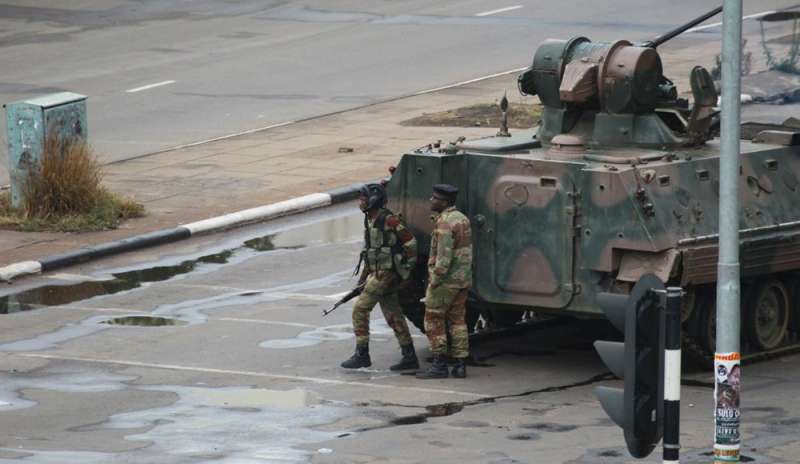 E' golpe: Mugabe arrestato, sua moglie fuggita