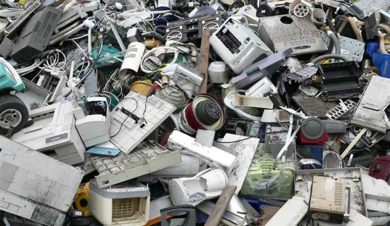 L'Italia è un Paese sommerso da rifiuti elettrici ed elettronici