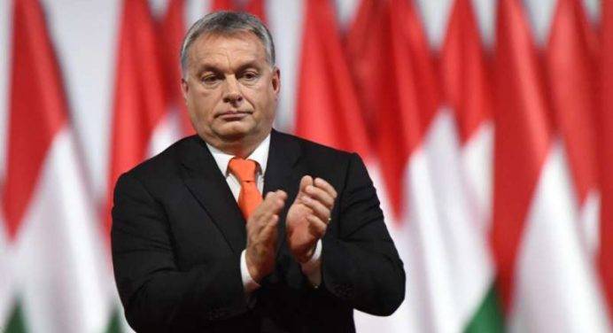 L'Ungheria vieta l'accoglienza