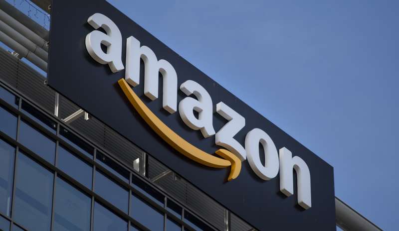 La Commissione Ue: “Amazon restituisca 250 milioni”