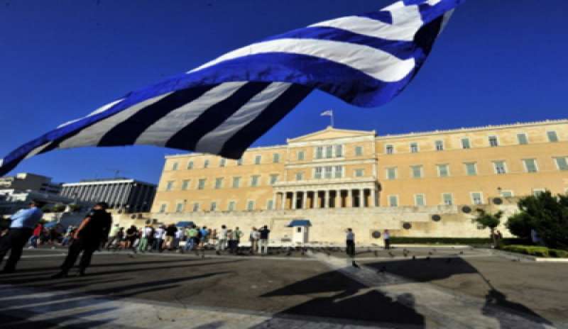 LA GRECIA E L’EURO: O DENTRO O FUORI