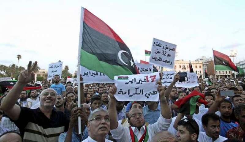 La paura del Califfo avvicina Tobruk a Tripoli. L’Onu: “Intesa a un passo”