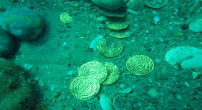 La straordinaria scoperta di Israele: 2 mila monete d’oro sul fondo del Mediterraneo