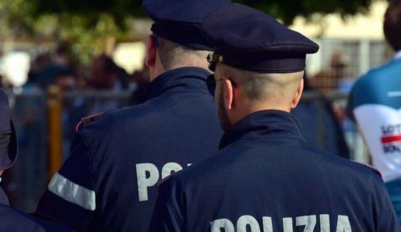 Lamorgese: “Da lunedì 20 nuovi poliziotti a Foggia”