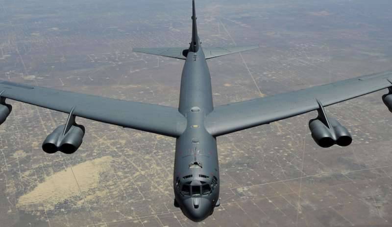 L’aviazione Usa allerta i bombardieri nucleari B52