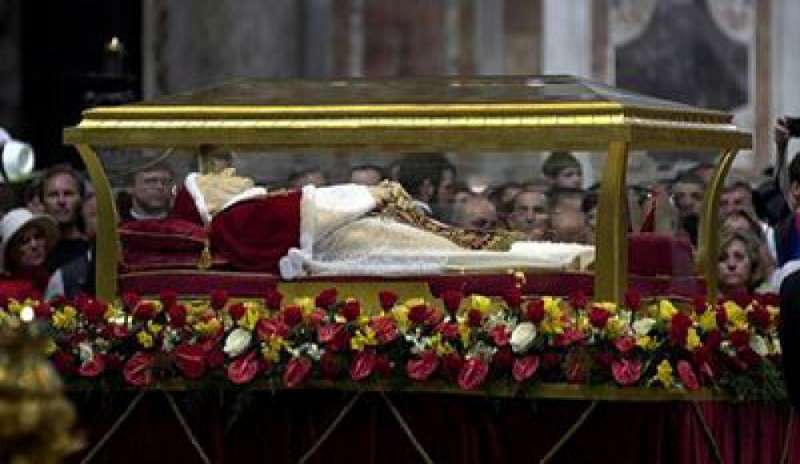 Le spoglie di Giovanni XXIII a Bergamo, Bergoglio accoglie la richiesta della Curia