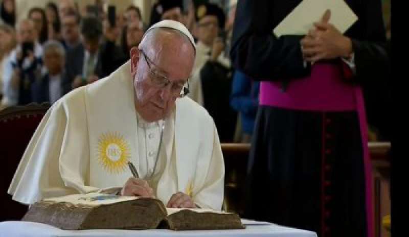 L’esortazione del Papa ai giovani colombiani: “Voi siete capaci di perdonare”