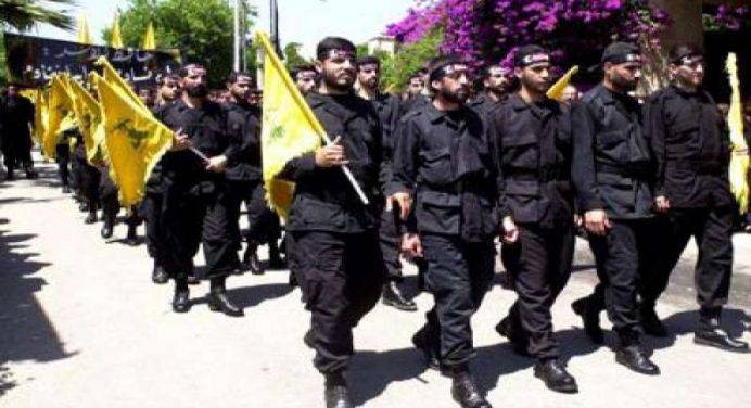 Libano: Hezbollah recluta cristiani, drusi e sunniti contro l’Isis