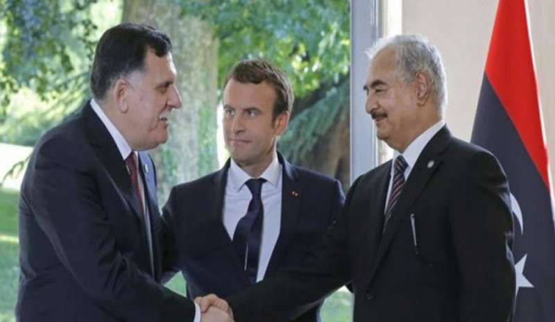Libia, accordo Sarraj-Haftar per il “cessate il fuoco”. Macron: “Pace può vincere”