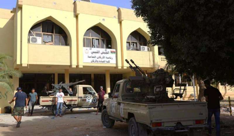 Attacco kamikaze contro il tribunale di Misurata, 5 morti
