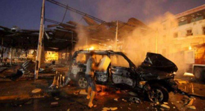 LIBIA, AUTOBOMBA UCCIDE 28 SOLDATI DI HAFTAR: ATTENTATO RIVENDICATO DAL CONSIGLIO DELLA SHURA