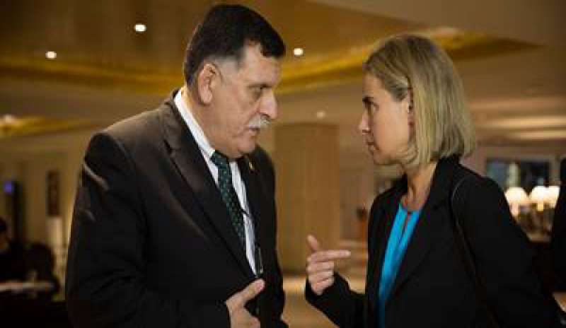 Libia, Sarraj a Bruxelles per cercare il sostegno di Nato e Unione europea