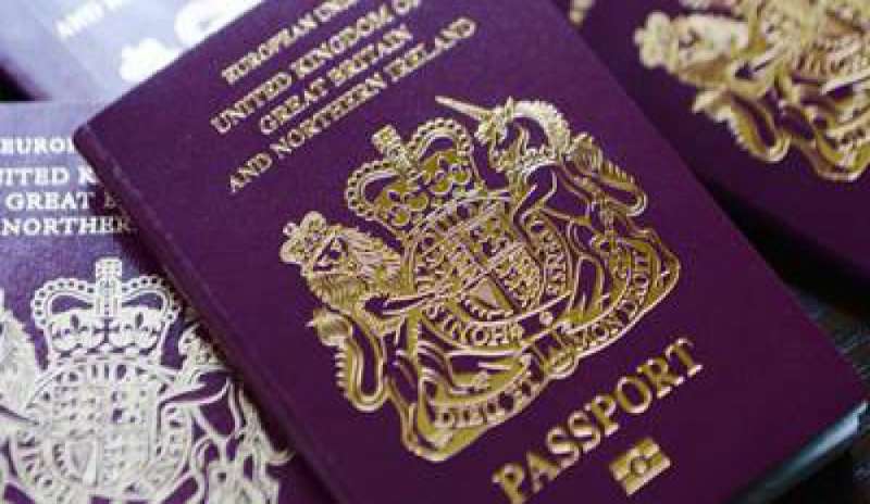 Londra fa cassa sugli immigrati: niente cure per chi non ha il passaporto