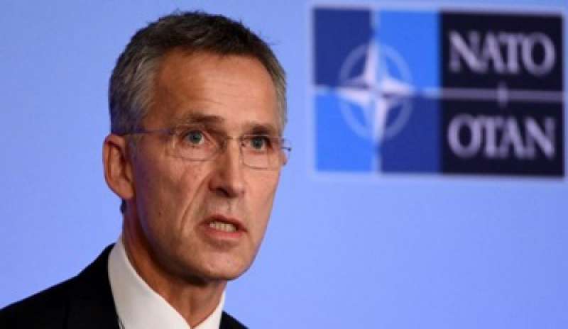 Lotta al terrorismo, Stoltenberg: “La Nato entrerà nella coalizione anti-Isis”
