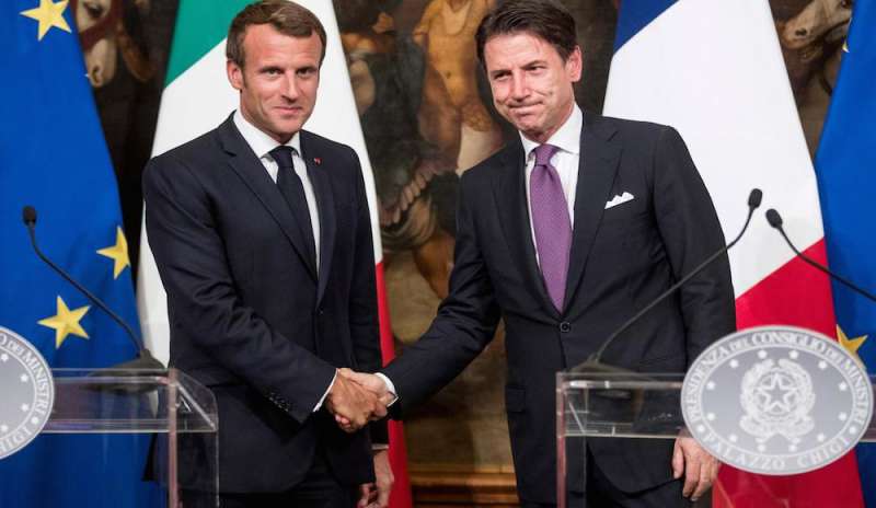 Macron a Conte: “L'amicizia con l'Italia è indistruttibile”