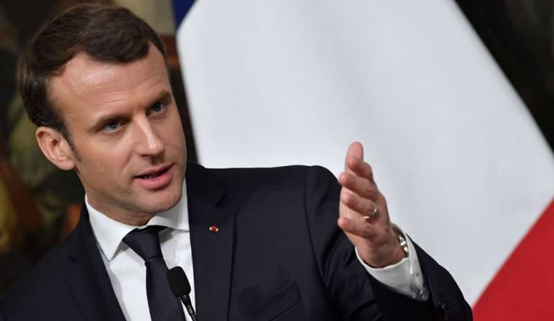 Macron: “Nuovi rapporti tra Stato e Islam”