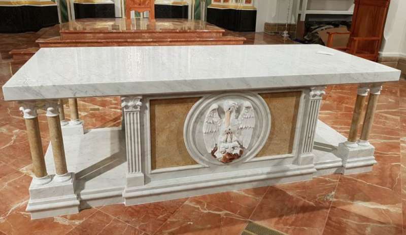 Marmo di Carrara per l'altare della Cattedrale
