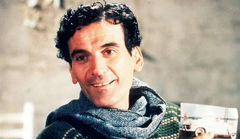 Massimo Troisi, l’addio il 4 giugno 1994 al “Pulcinella senza maschera” (VIDEO)