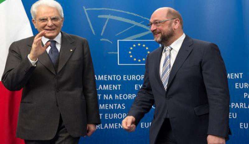 Mattarella a Bruxelles: “Riconquistiamo la fiducia degli europei”