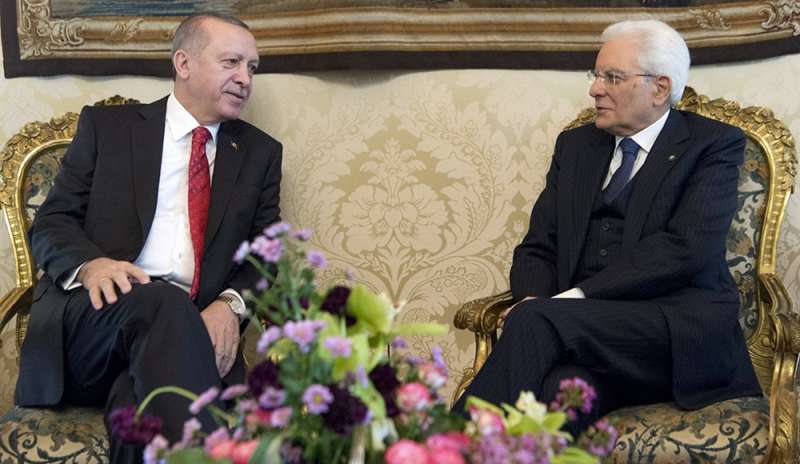 Mattarella incontra Erdogan: colloquio rispettoso e franco
