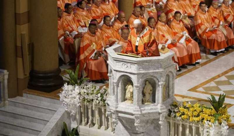 Messa con i giovani, il Papa: “Il Signore conta su di voi”