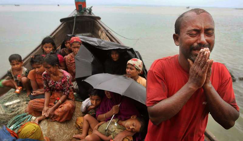 Migliaia di Rohingya giunti nei campi di Cox’s Bazar
