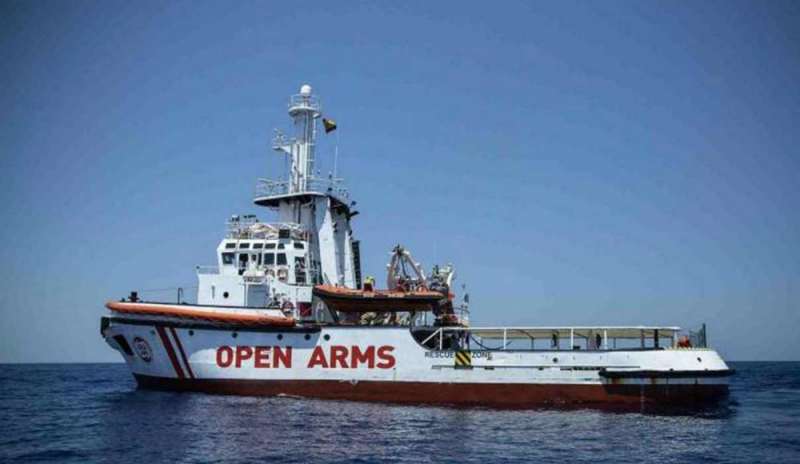 Migranti, 43 persone soccorse da Open Arms