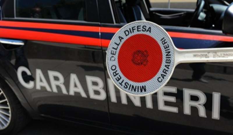 Milano, picchiano un clochard e un ragazzo che lo difendeva: arrestati 3 ventenni