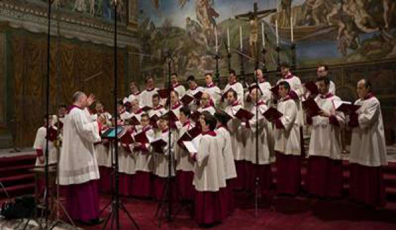 Mons. Gaenswein: “La musica è veicolo di bellezza ed espressione di una Chiesa in uscita”