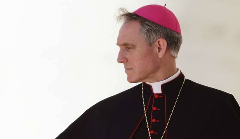 Mons. Gaenswein: “Siamo all'11 settembre della Chiesa”