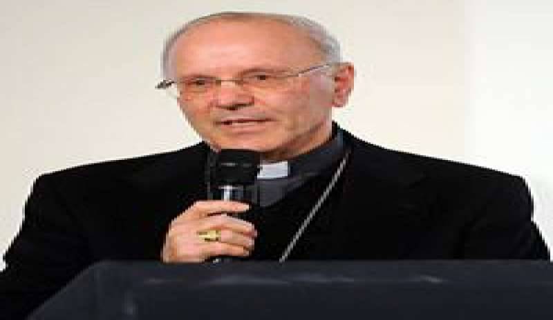 Mons. Galantino: “No a dittatura pensiero unico su temi etici”