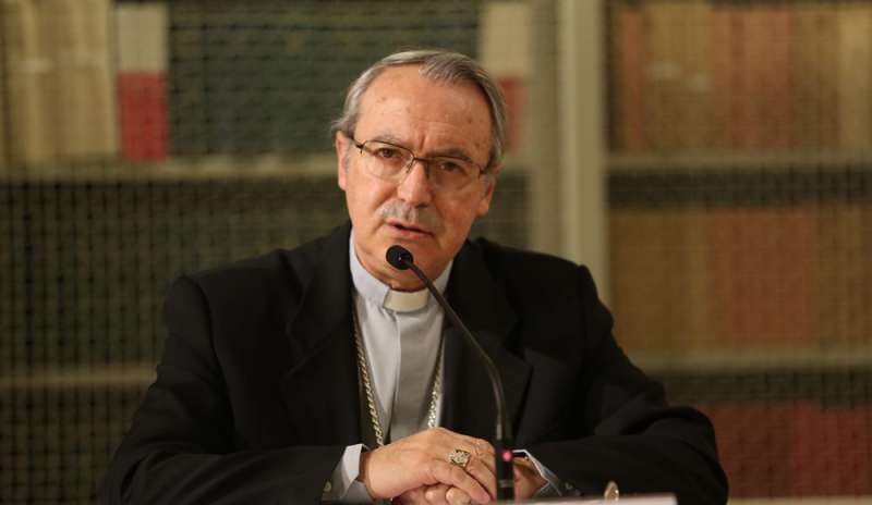 Mons. Lambiasi: “Paure si vincono nell’incontro”