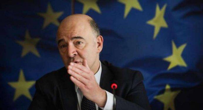 Moscovici: “In Italia c'è rischio politico per l'Ue”
