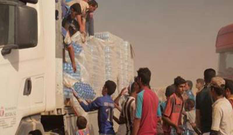 Mosul: cibo avvelenato nel campo profughi, 2 vittime e centinaia di intossicati