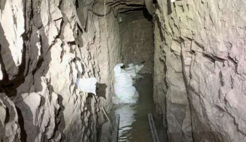Narcos, scoperto tunnel da record
