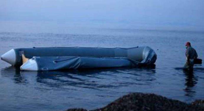 Naufragio al largo di Lesbo: 16 vittime, annegati anche due bambini